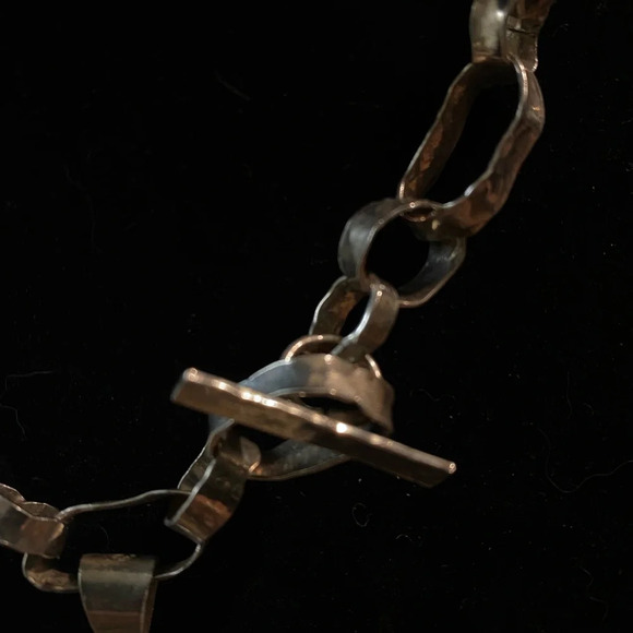 Sterling silver cross pendant (no chain) - Picture 11 of 17